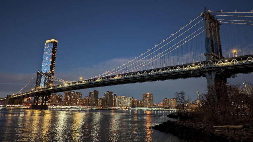 NYC_2024-02-03 17-54-59_PXL_20240203_225459500.NIGHT